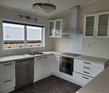 56a Cutfield Road, Lynmouth, New Plymouth - Photo 4