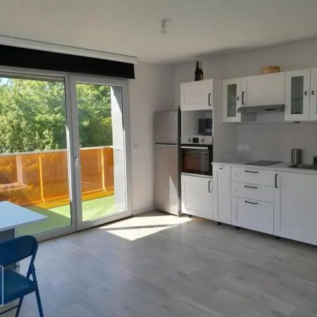 Appartement à louer 2 pièces 47m² - Photo 3