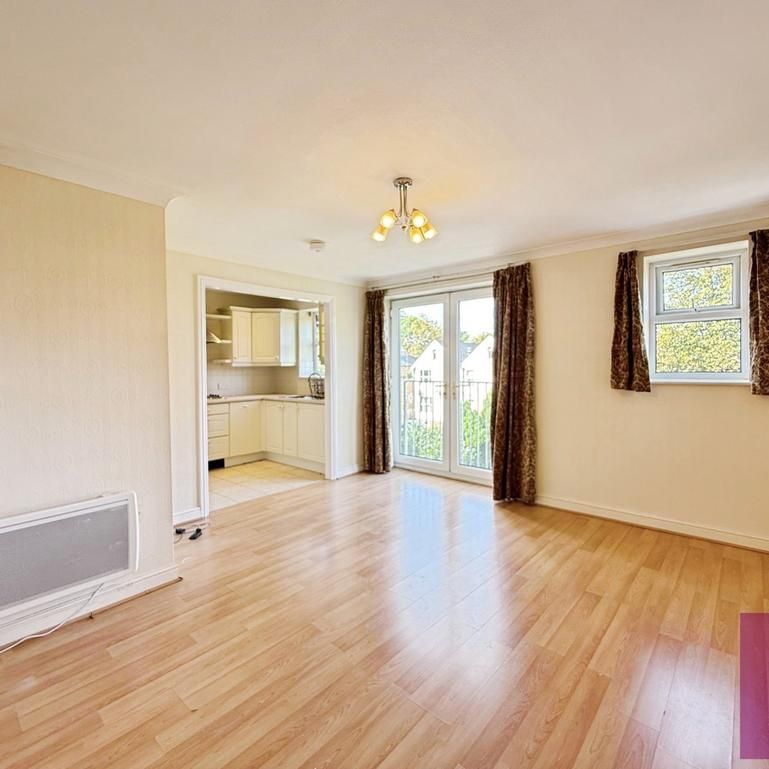 3 bedroom flat to rent - Photo 1