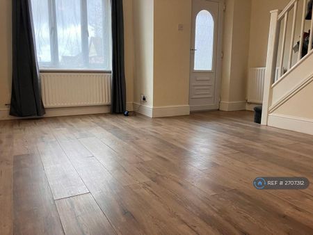 2 bedroom terraced house to rent - Photo 2