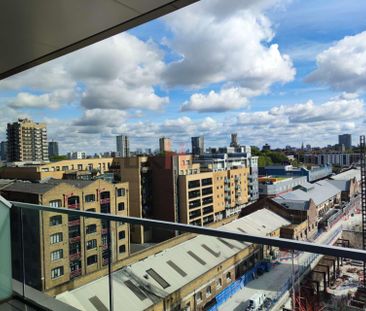 London Dock 2 Room 1 - Photo 1