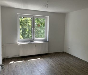 Wo das Leben so spielt - großzügige 3-Zimmer-Wohnung in guter Wohnlage - Foto 1