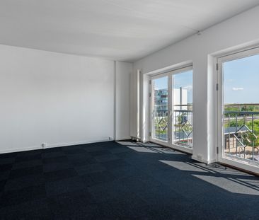 Vallensbæk Stationstorv 76, 2. dør 12. - Photo 2