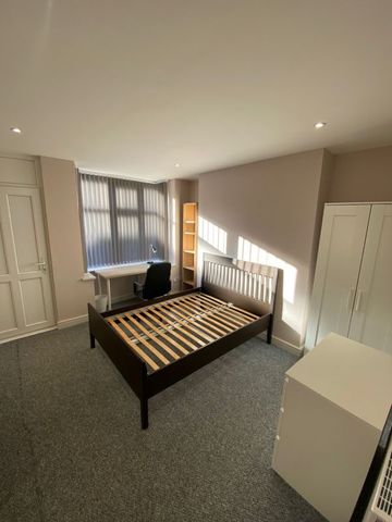 1 Arthur Street - Brand New Stunning 5 Bed Loughborough - Photo 3