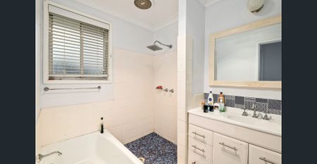 Neat & Tidy - Photo 5