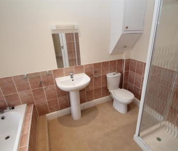 1 bedroom flat to rent - Photo 4