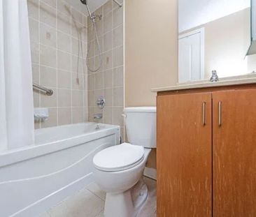 For Lease - 4 Dayspring Circle Unit# 3310, Brampton, Ontario - Photo 5