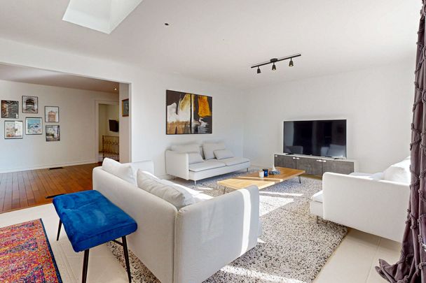 For Lease - 125 LEIGHLAND Avenue, Oakville, Ontario - Photo 1