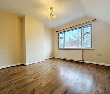 Wellington Avenue, Hounslow, TW3 3SY - Photo 6