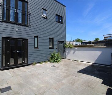 Studio to rent - Photo 3