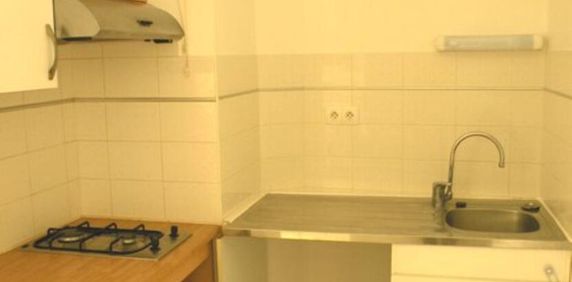 Location Appartement 3 pièce(s) de 63.82 m2 - Photo 2