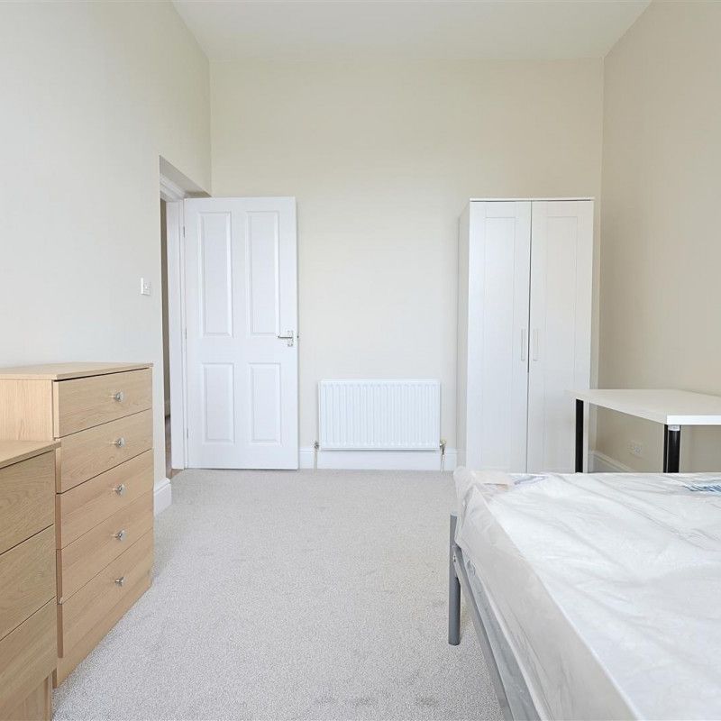 2 bedroom Flat to rent in High Street West, Wallsend, Tyne and Wear, NE28 - Photo 1