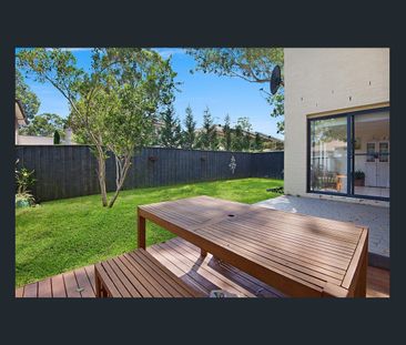 Modern family home in a very convenient location. - Photo 5