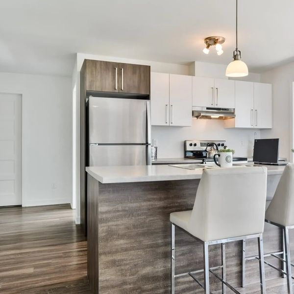 2 Bedrooms - 160-170 Harmonie Street, Delson - Photo 2