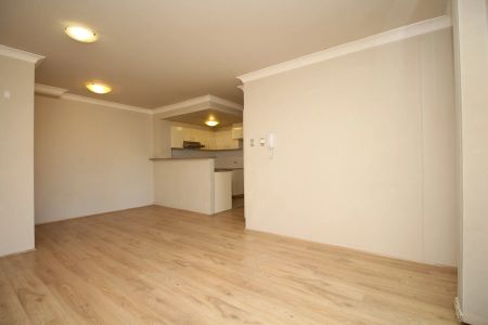 Lifestyle Meets Convenience - Photo 2