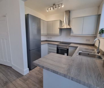 Chantry Road - Photo 2