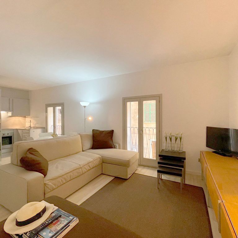 Elegante apartamento amueblado de un dormitorio en zona Paseo Borne, Palma - Photo 1