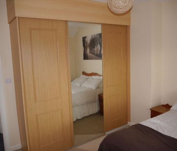 2 bedroom end of terrace house to rent - Photo 5