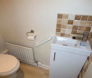 2 bedroom terraced house to rent - Photo 1