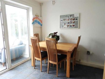 Bailiffs Piece, Cricklade, Swindon, SN6 - Photo 4