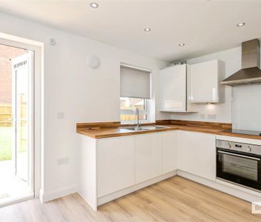 3 bedroom semi-detached house to rent - Photo 4