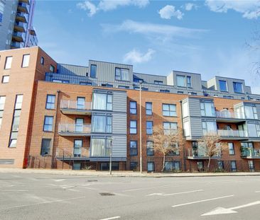 1 Zenith Close, London, NW9 - Photo 2