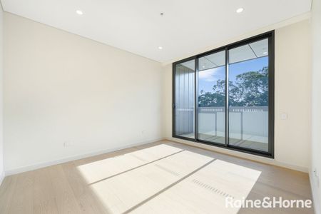 Brand New Four-bedroom Townhouse in the Central of Lindfield - Photo 4