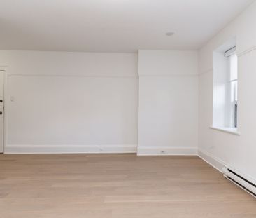 110 Oriole Parkway - Photo 4