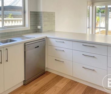 RENOVATED THREE BEDROOM PROPERTY IN HOSPITAL PRECINCT - Photo 3