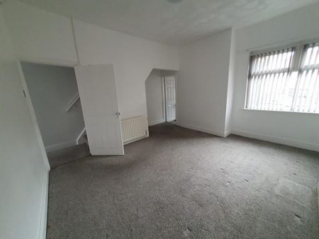 3 bedroom terraced house to rent - Photo 2
