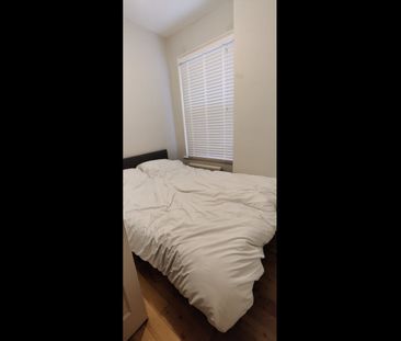 Room in a Shared Flat, Renmuir Street, SW17 - Photo 4