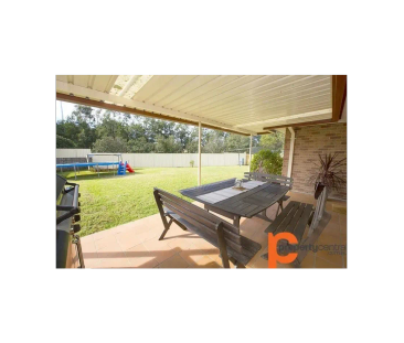 Spacious Three-Bedroom Home - Photo 4