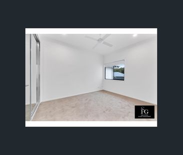 MODERN 3 BEDROOM MODERN DUPLEX - Photo 4