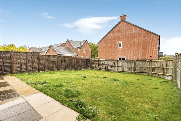 A 4 bedroom detached house situated within the Village of Measham. - Photo 1