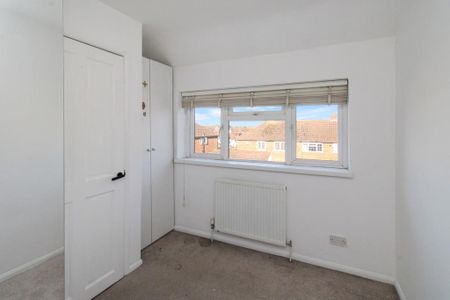 5 bedroom semi-detached house to rent - Photo 5