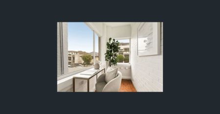 Art Deco Renovated Beach Pad, Two Bed Plus Sunny Study - Photo 5