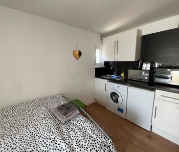 Studio to rent - Photo 4