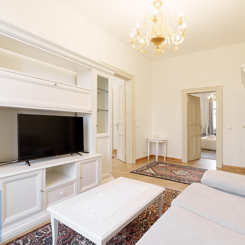 Pronájem bytu 3+kk 78 m² - Fotografie 1