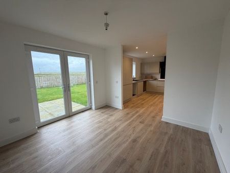 Riverside Gardens, KA18 3LU - Photo 2