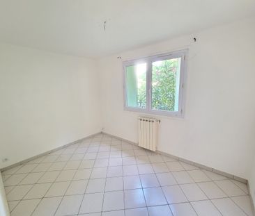 Location Appartement 4 pièces 69m² MARSEILLE 14ème - Photo 4