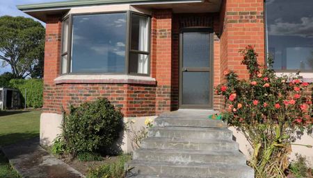 Great Value, Great Home - Photo 5