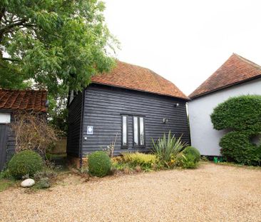 1 bedroom barn conversion to rent - Photo 2
