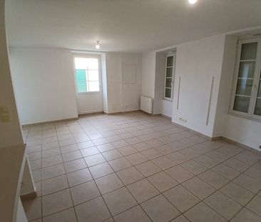 Location Maison 4 pièces 75m² DOMPIERRE SUR MER 17139 - Photo 3