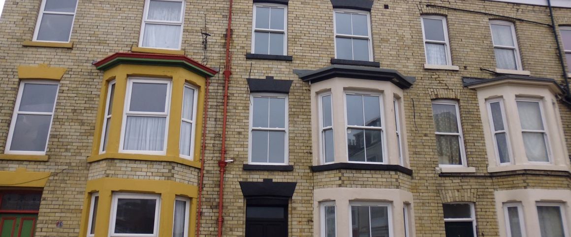 1 bed Flat - Photo 1