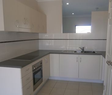 3 BEDROOM 2 BATHROOM HOME IN DEERAGUN - Photo 6