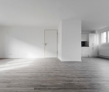 Großzügige 4-Zimmer-Wohnung im Franklin-Village! - Photo 1