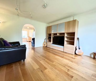 3 bedroom semi-detached house to rent - Photo 6