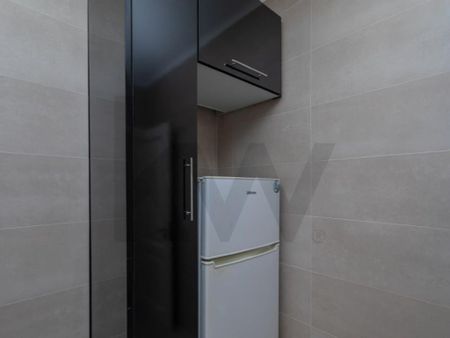 2 room luxury Apartment for rent in Cascais, Portugal - Photo 4