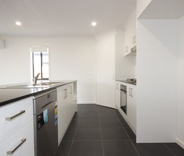 Luxury Living (see it all with a full 3D tour) - Photo 4