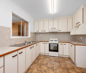 Three Bedroom Home in Kirwan - Photo 5